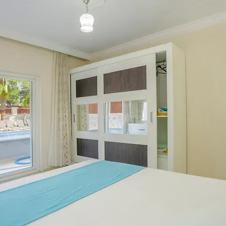 アパートホテル Besim&bulut