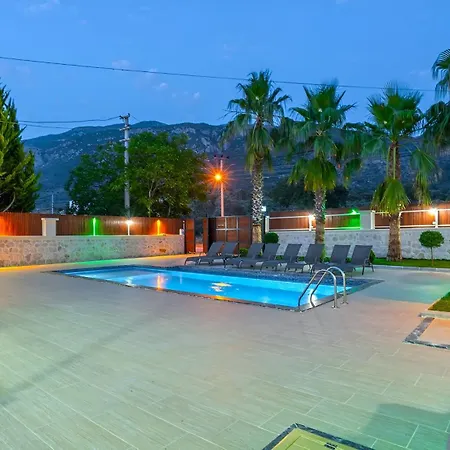 Besim&bulut アパートホテル